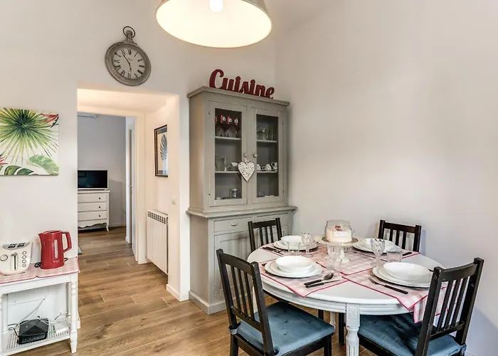 Maison Rosy 3*